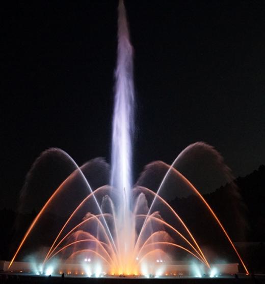 LSE - Dancing Fountain in Toki no Sumika